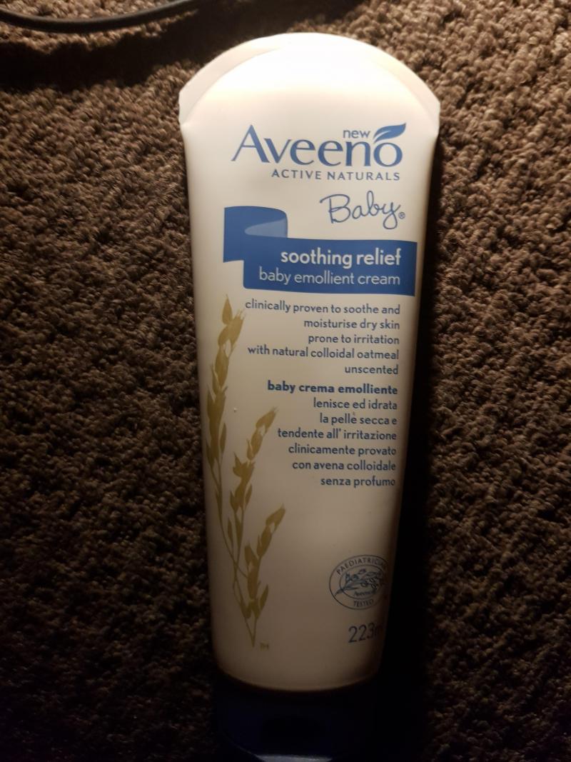 aveeno soothing relief baby emollient cream