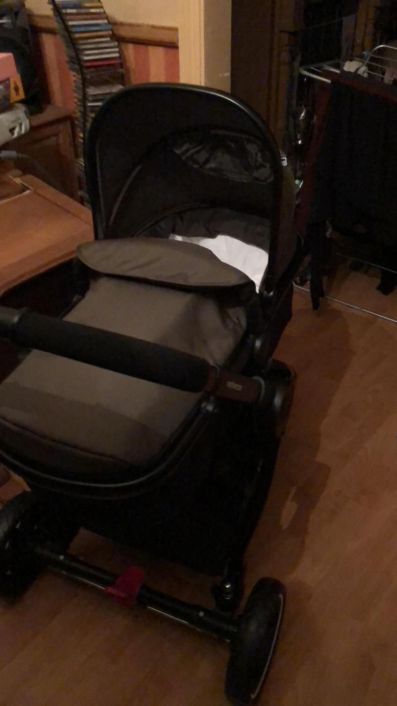 Mothercare 3 Wheel Journey Travel System Reviews page 7