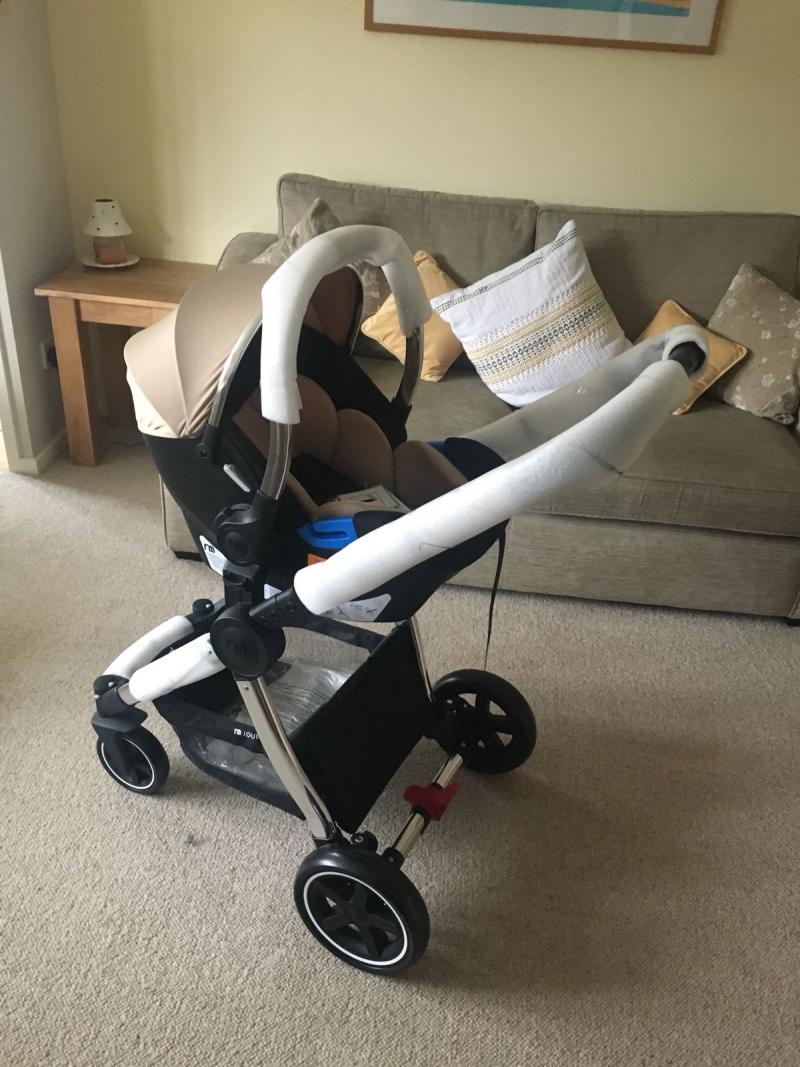 mothercare 4 wheel journey travel system