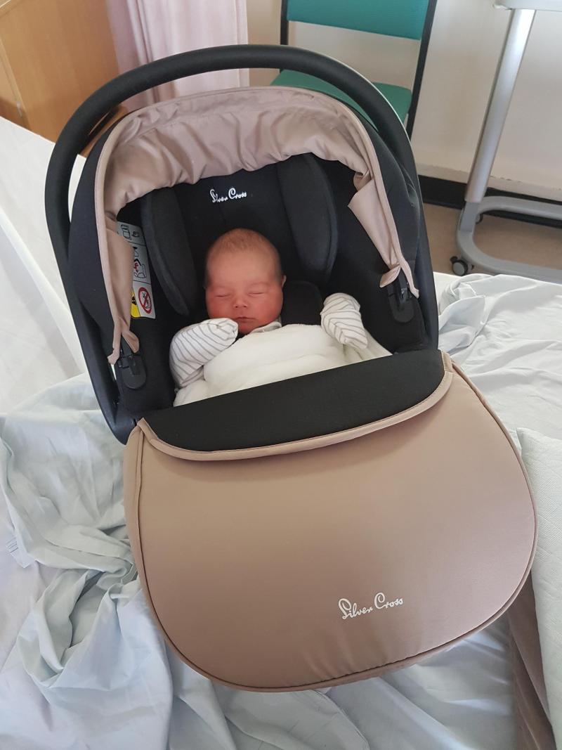Silver Cross Simplifix Isofix Base Reviews page 4