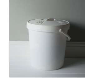 Nappy Bucket with Lid
