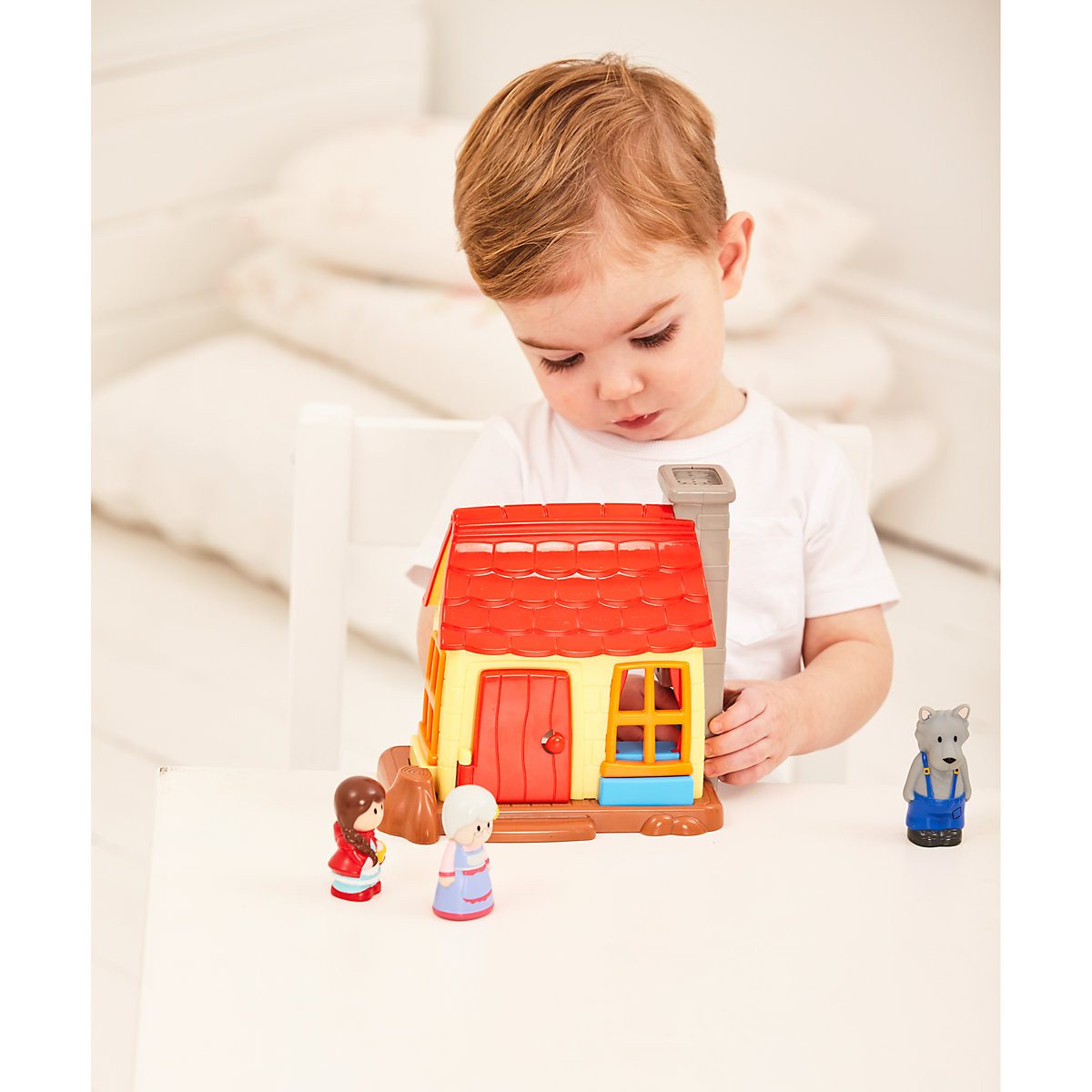 Little red 2024 riding hood toys
