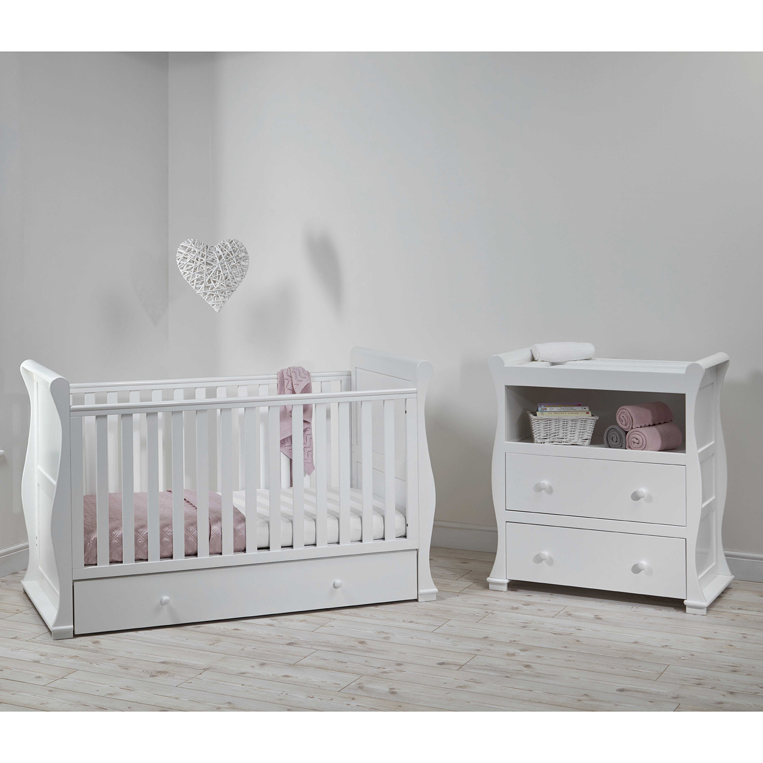 East coast alaska cheap nursery set