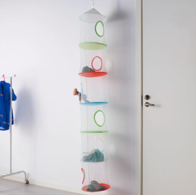 Hanging clearance toy storage